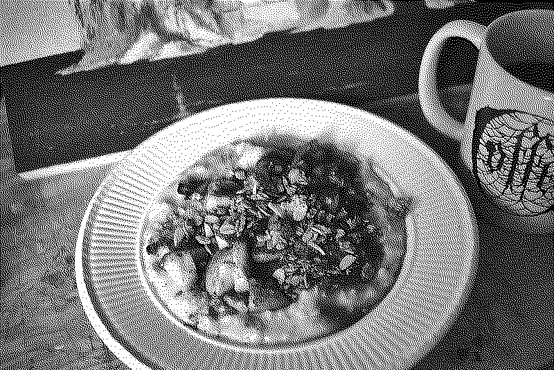 Apple crisp oats in a small bowl